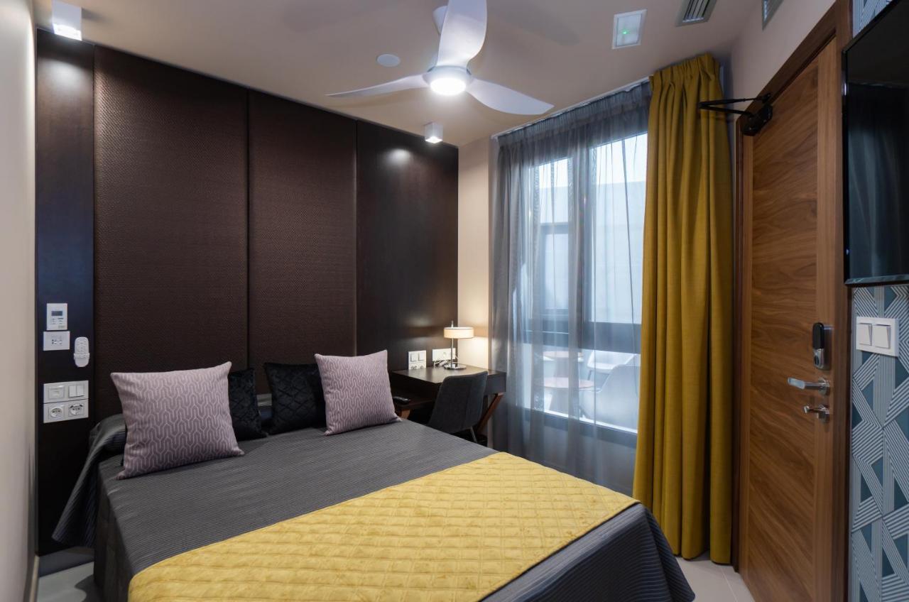 Hotel Perla Del Sur Torremolinos Kültér fotó