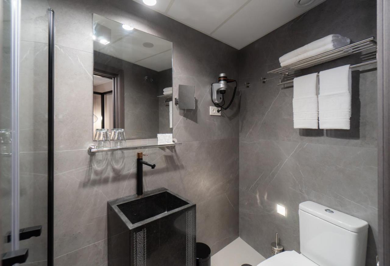 Hotel Perla Del Sur Torremolinos Kültér fotó