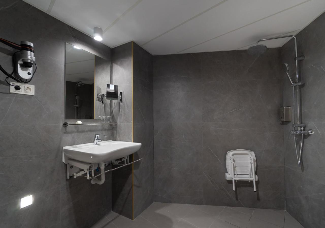 Hotel Perla Del Sur Torremolinos Kültér fotó