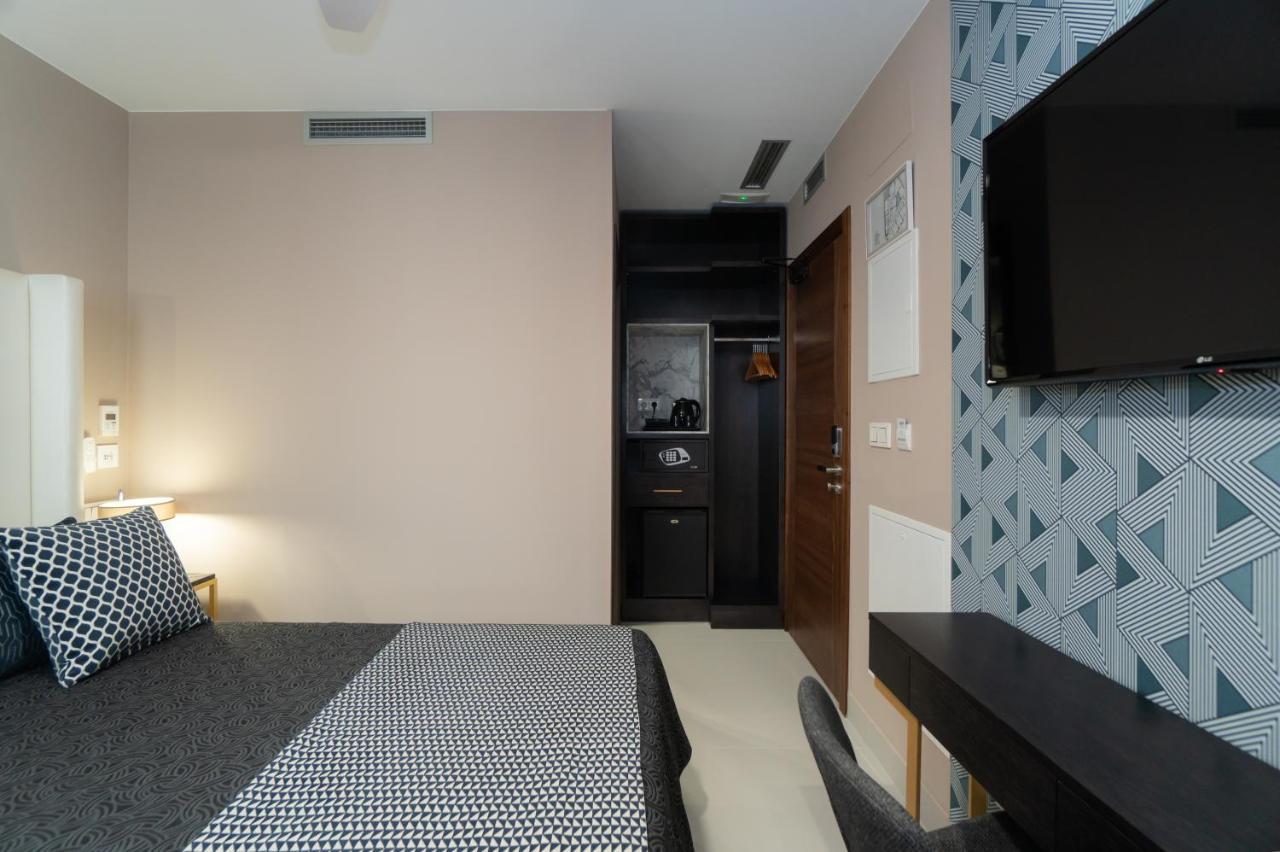 Hotel Perla Del Sur Torremolinos Kültér fotó